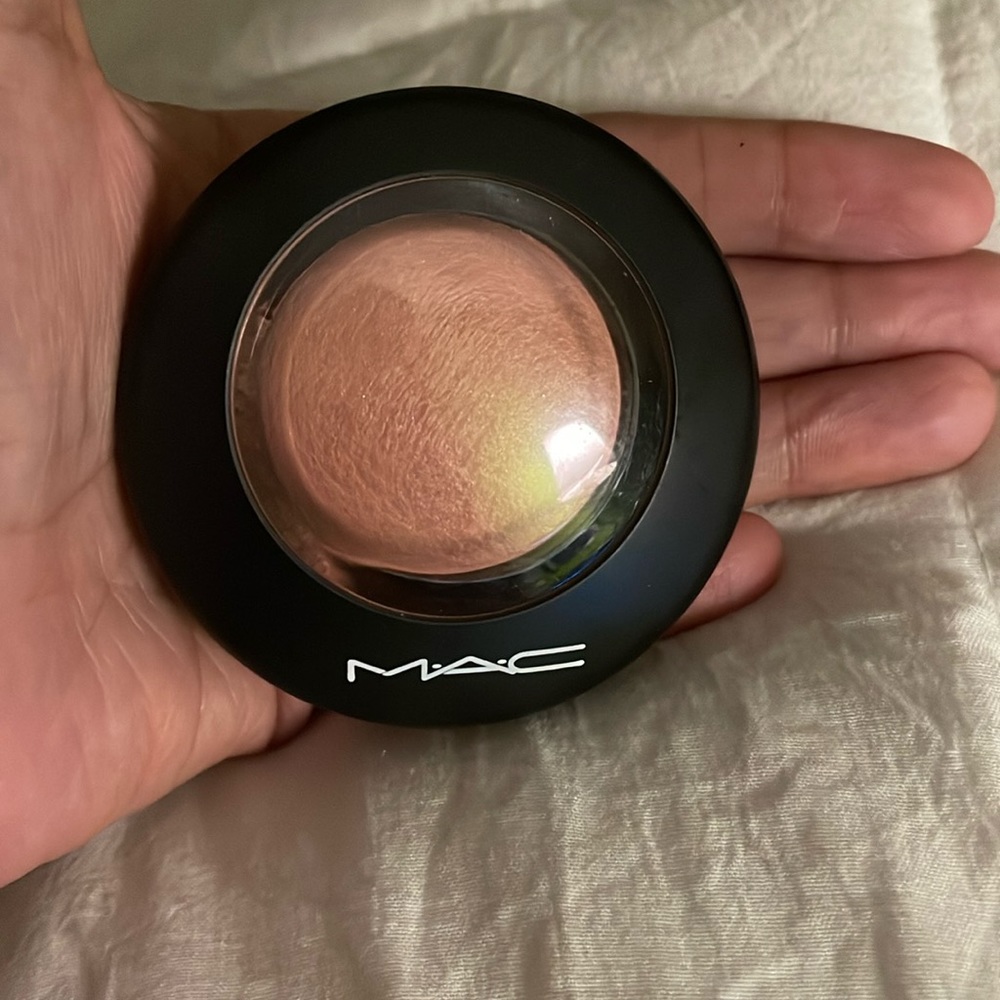 Mac blush